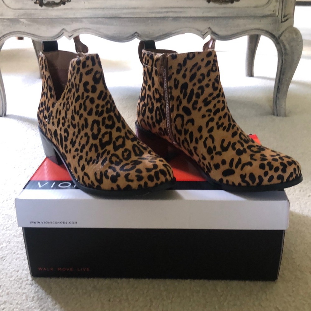 Beautiful calf hair booties.  Genuine leather. Excellent condition.